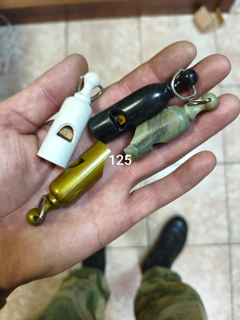 Торги №1657171 Лот №4022630 Движимое военное имущество : а) Вещевое - торги по банкротству 2